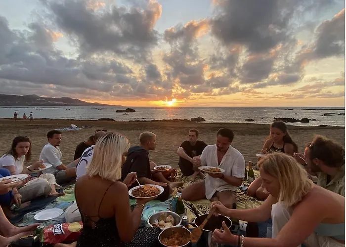 Hostel Tamaran House *