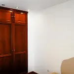 Hostel Tamaran House *
